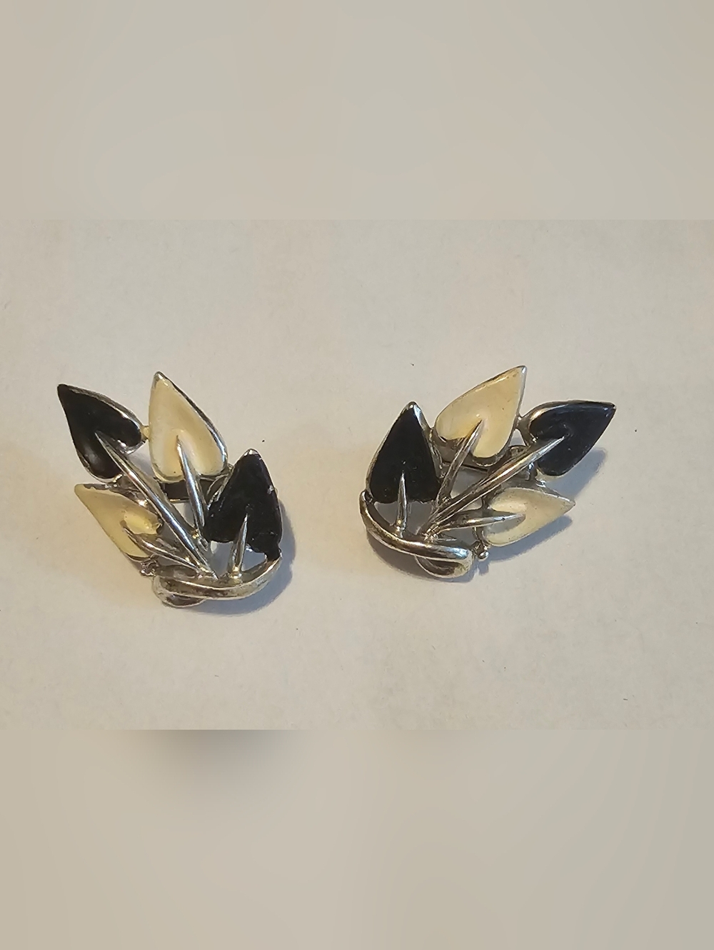 Vintage Black and Cream Enamel Leaf Clip-On Earrings Elegant Classic